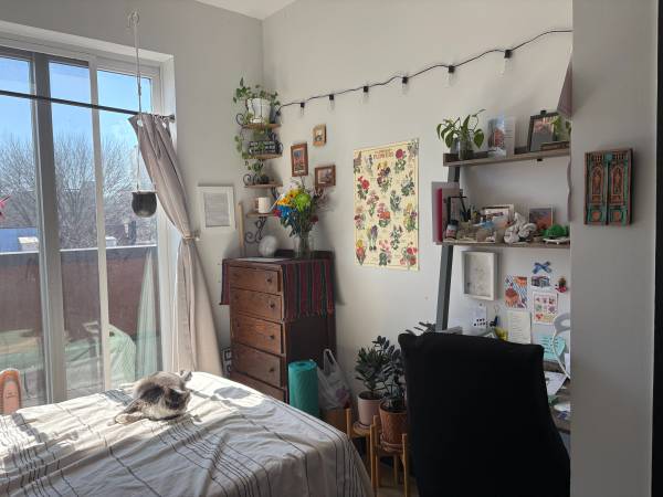 Listing photo 1 of 5