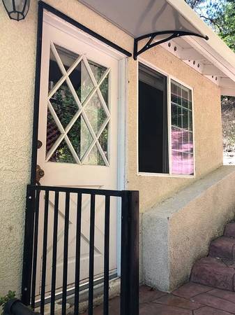 Listing photo 1 of 5