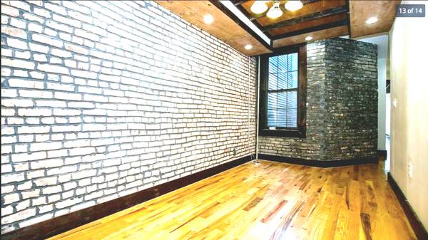 Listing photo 1 of 5