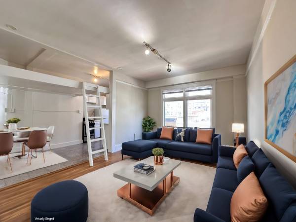 Listing photo 1 of 5