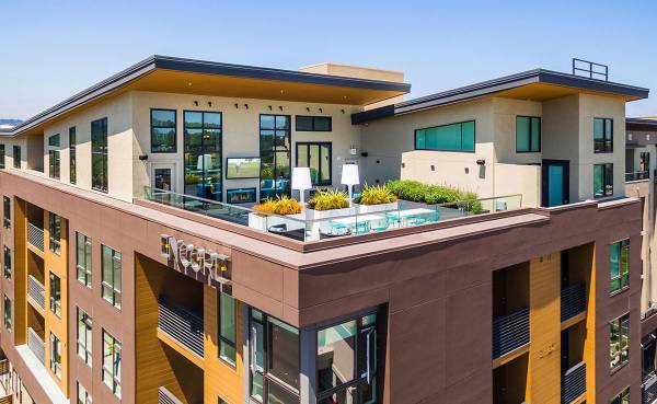 Listing photo 1 of 5