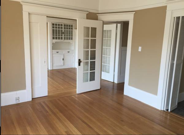 Listing photo 1 of 5