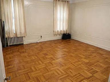 Listing photo 1 of 5