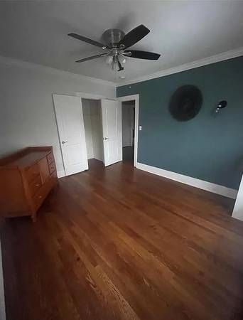 Listing photo 1 of 3