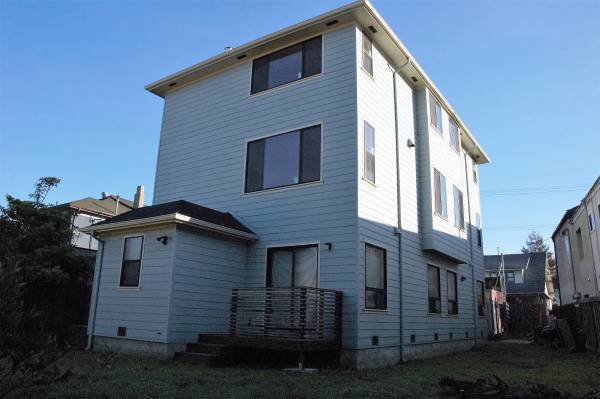 Listing photo 1 of 5