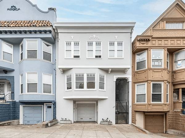 Listing photo 1 of 5