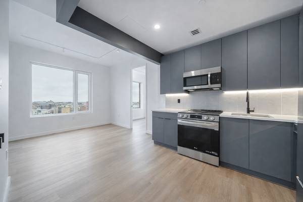 Listing photo 1 of 5