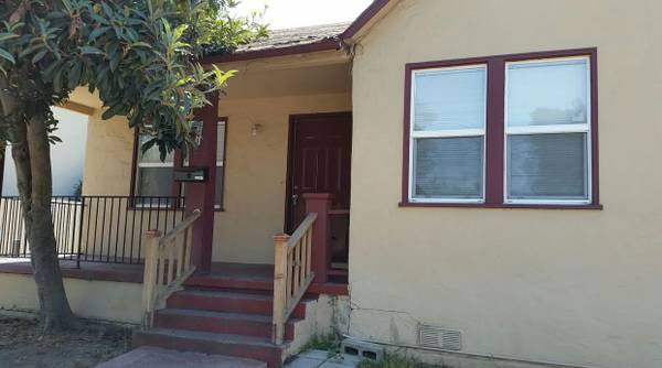 Listing photo 1 of 5