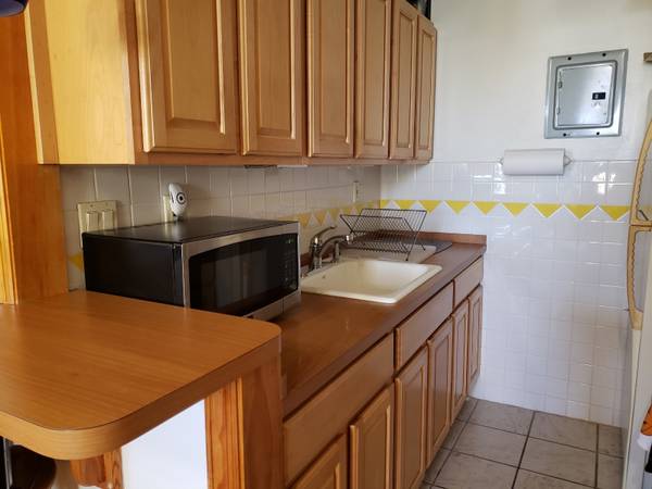 Listing photo 1 of 5