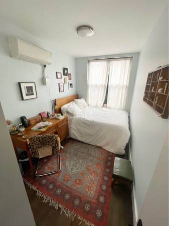 Listing photo 1 of 5