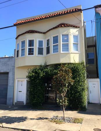 Listing photo 1 of 5