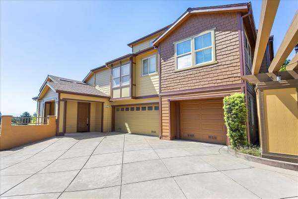 Listing photo 1 of 5