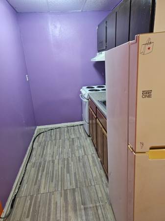Listing photo 1 of 4