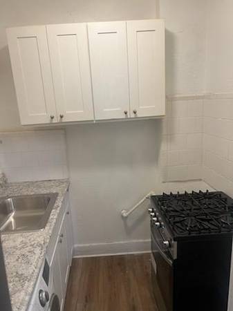 Listing photo 1 of 5