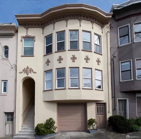 Listing photo 1 of 4