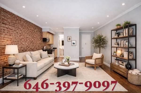 Listing photo 1 of 4