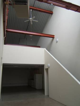 Listing photo 1 of 5