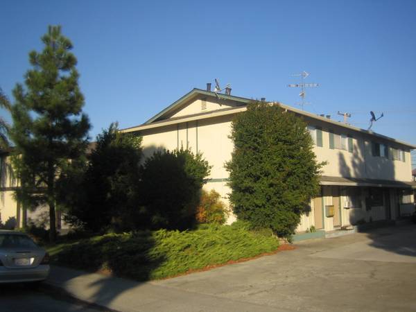 Listing photo 1 of 5