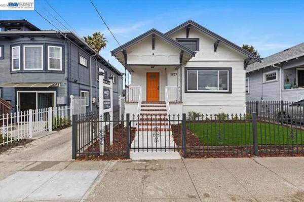 Listing photo 1 of 5