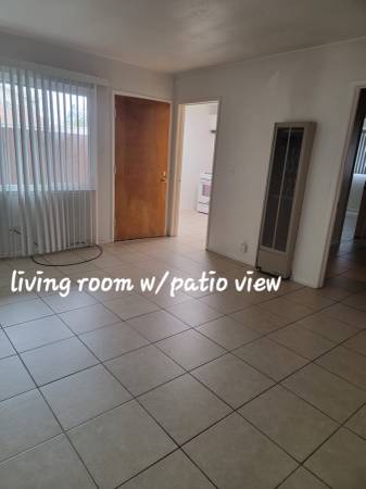 Listing photo 1 of 5