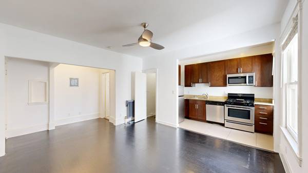 Listing photo 1 of 5