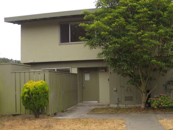 Listing photo 1 of 5
