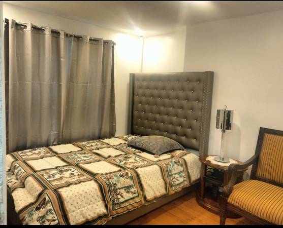 Listing photo 1 of 2