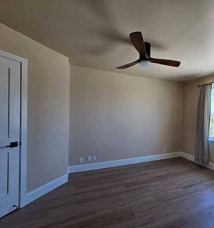 Listing photo 1 of 4