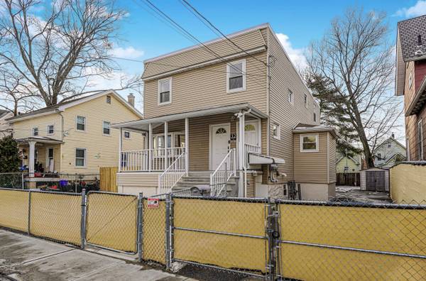 Listing photo 1 of 5