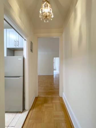 Listing photo 1 of 20