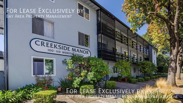 Listing photo 1 of 5