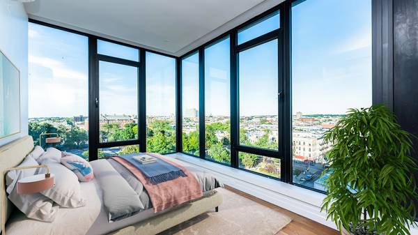 Listing photo 1 of 5