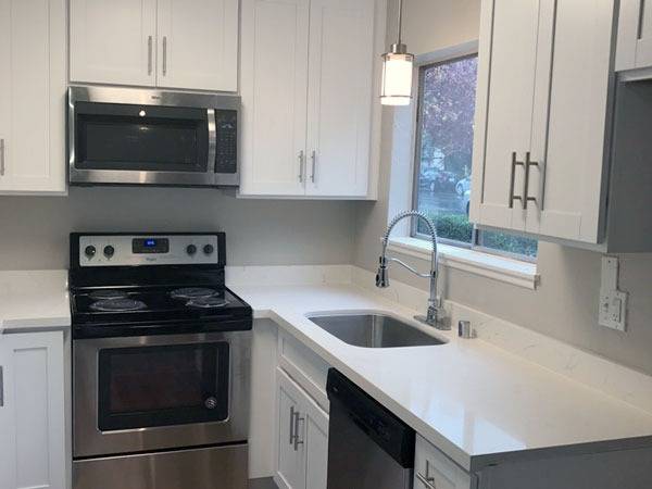 Listing photo 1 of 5