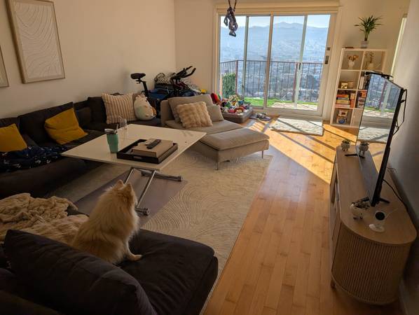 Listing photo 1 of 5