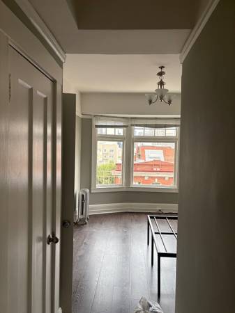 Listing photo 1 of 5