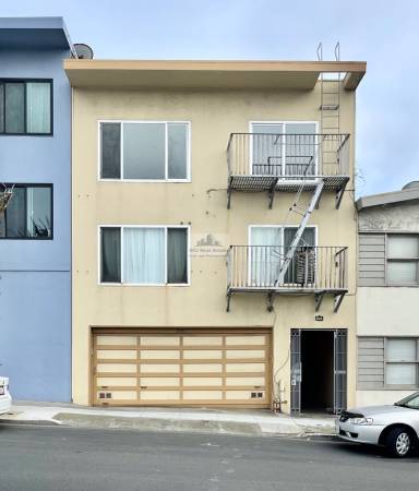 Listing photo 1 of 5