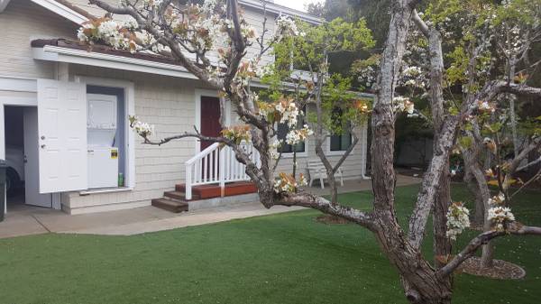 Listing photo 1 of 5