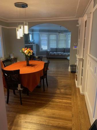 Listing photo 1 of 3