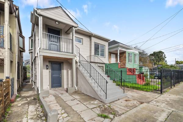 Listing photo 1 of 5