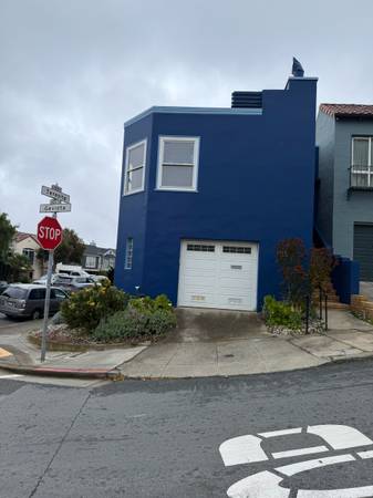 Listing photo 1 of 5