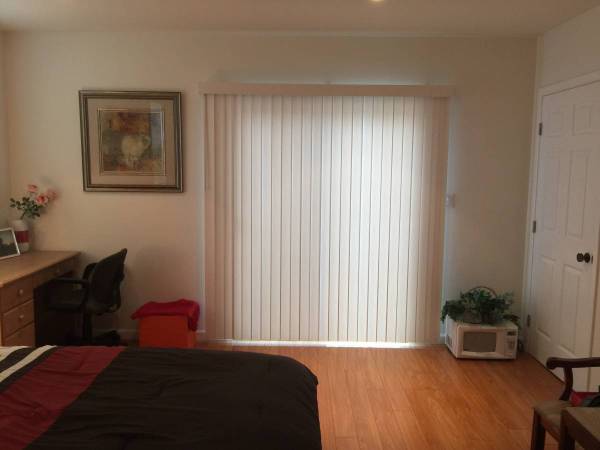 Listing photo 1 of 5