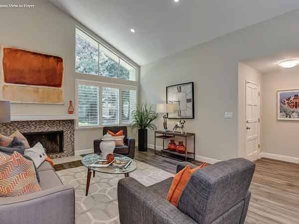 Listing photo 1 of 5