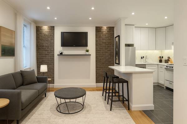 Listing photo 1 of 5