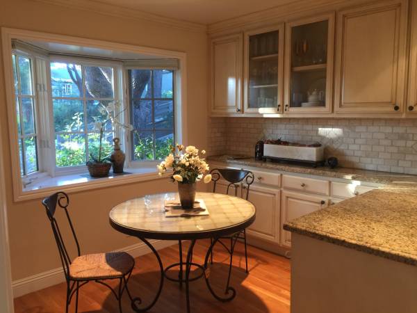 Listing photo 1 of 5