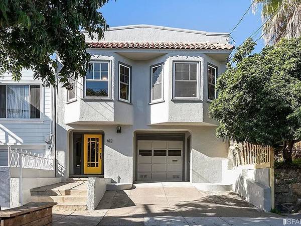 Listing photo 1 of 5
