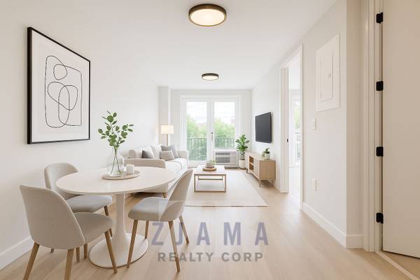 Listing photo 1 of 5