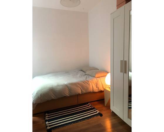 Listing photo 1 of 5