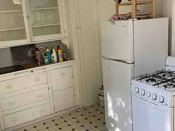 Listing photo 1 of 4