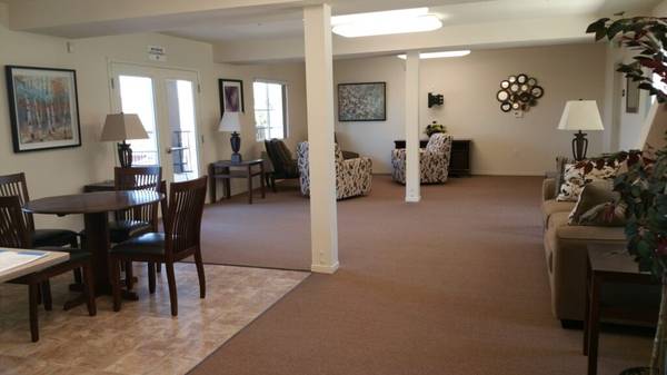 Listing photo 1 of 5