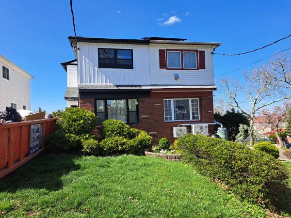 Listing photo 1 of 5